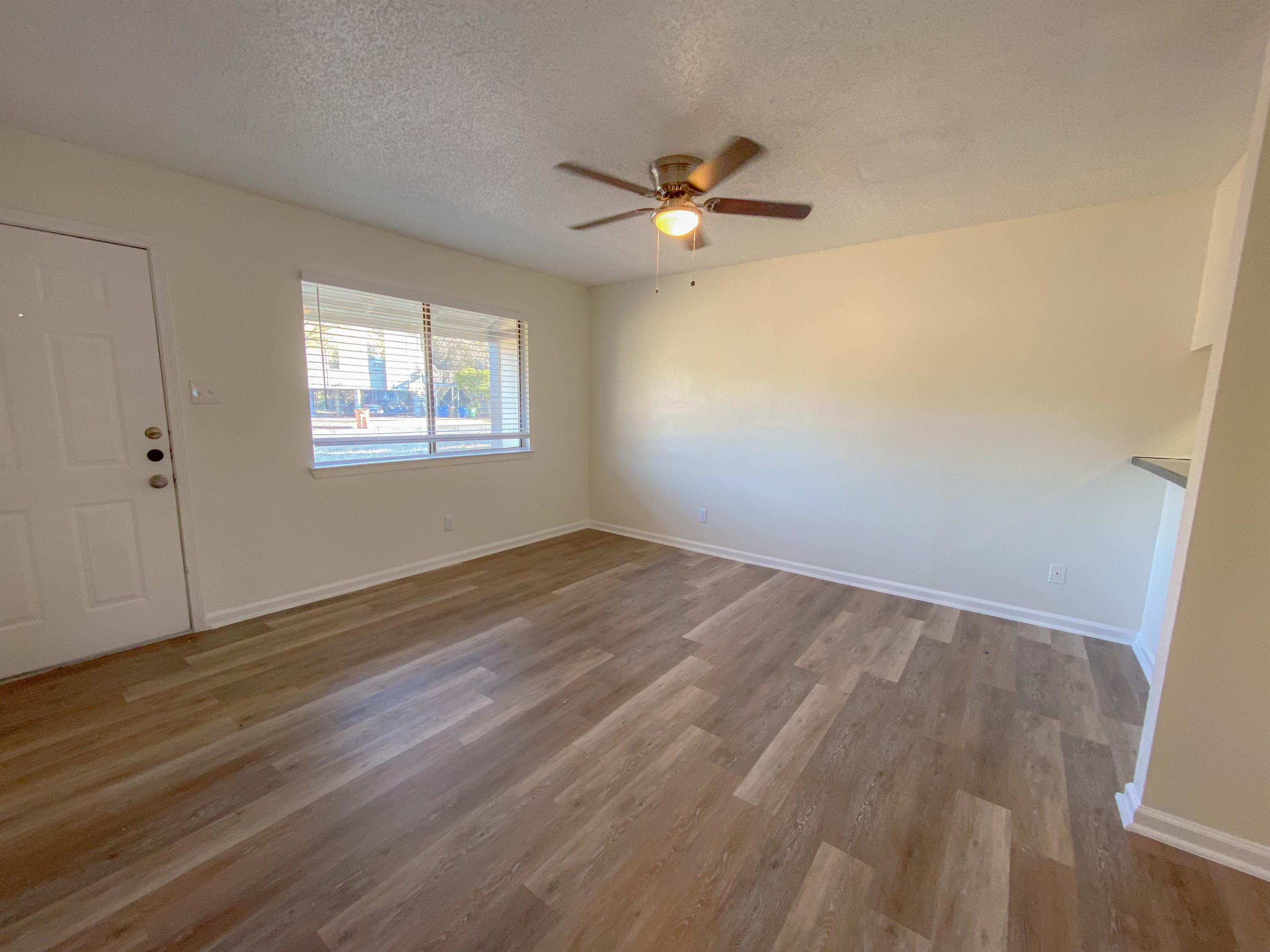 2607 Ektom Drive - B